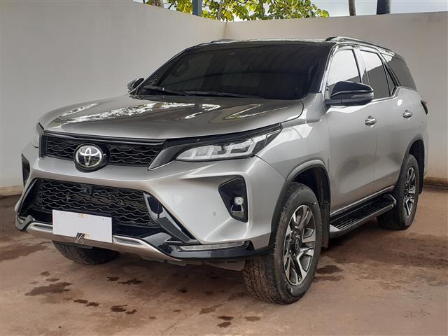 LOTE 077 HILUX SWDMDA4MD 