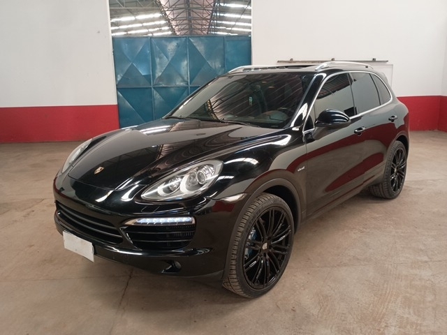 LOTE 056 PORSCHE CAYENNE DIESEL