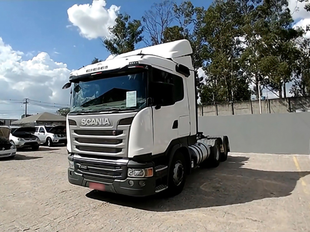 LOTE 008 Scania R 440 A6x4 