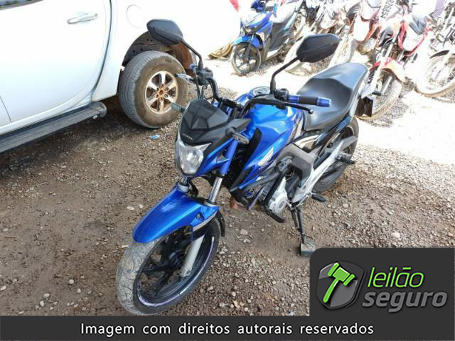 LOTE 040 HONDA CB 250 F TWISTER CBS 2021