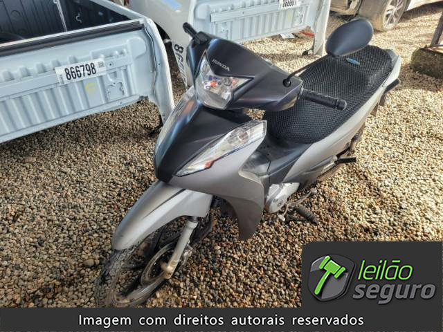 LOTE 021 HONDA BIZ 125 LOTE 021 HONDA BIZ 125