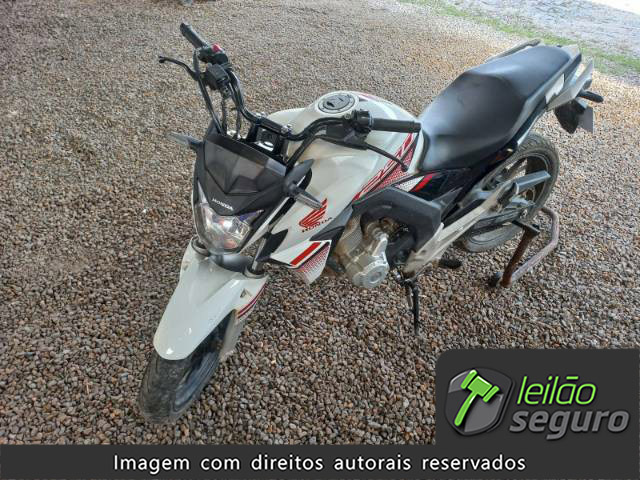LOTE 024 HONDA CB 250 F TWISTER CBS  LOTE 024 HONDA CB 250 F TWISTER CBS
