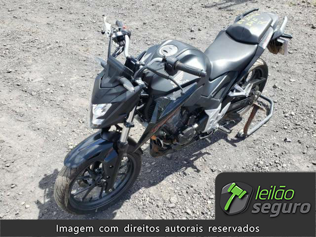 LOTE 026 HONDA CB 300F TWISTER CBS LOTE 026 HONDA CB 300F TWISTER CBS
