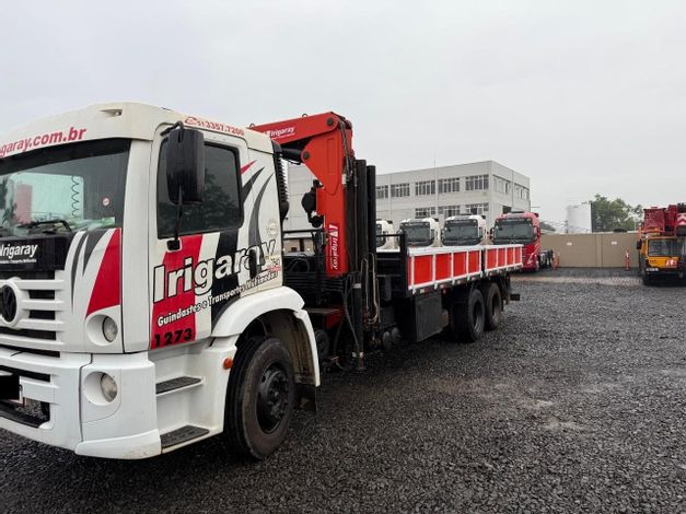 LOTE 016 VOLKSWAGEN 24.250 CNC 6X2