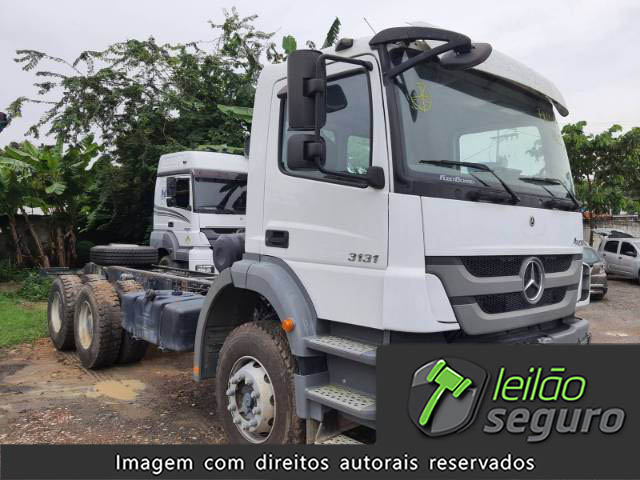 LOTE 005 MERCEDES BENZ LOTE 005 MERCEDES BENZ