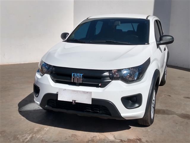 LOTE 083 FIAT MOBI LIKE